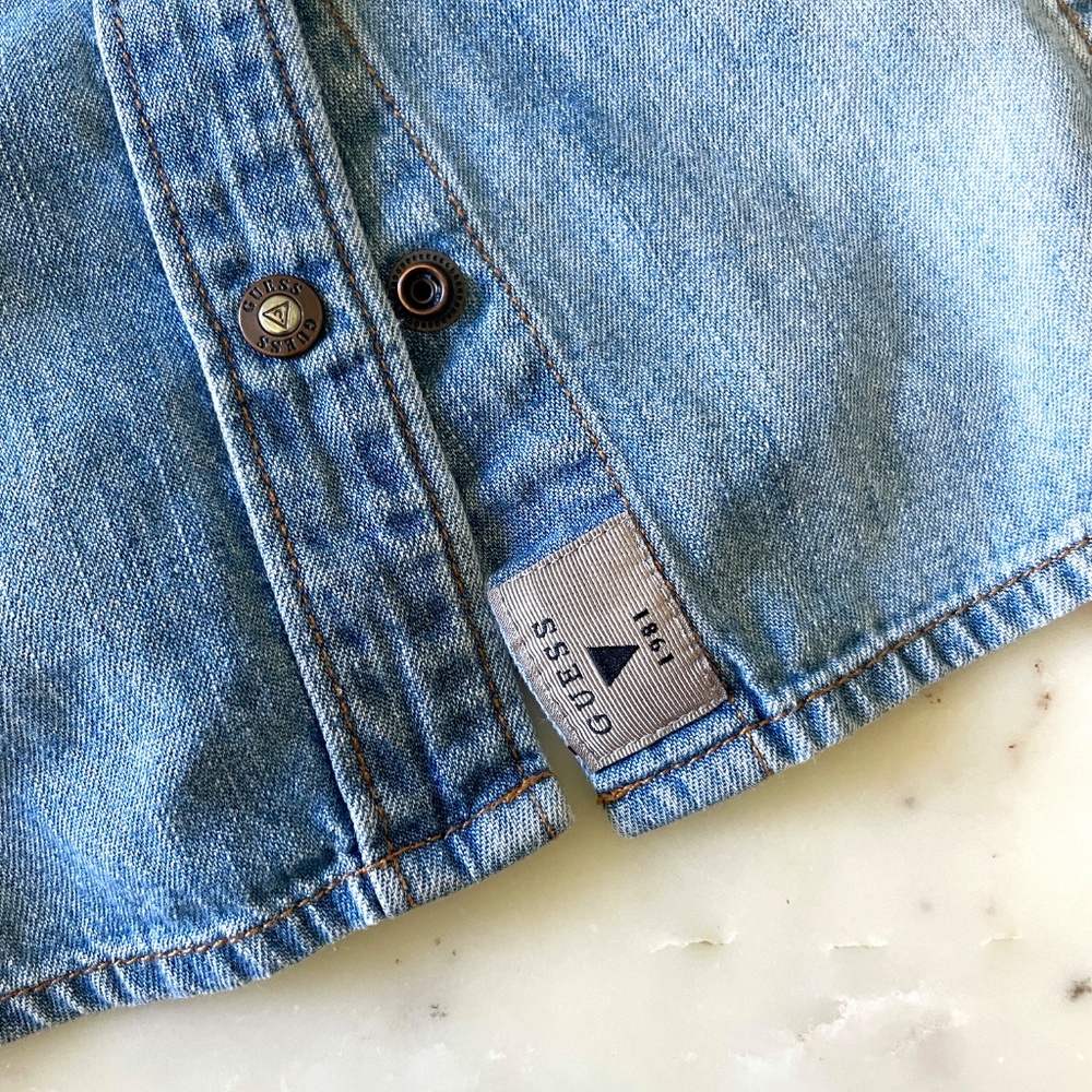 Vintage Guess Denim Western Chambray Snap Shirt - Picture 10 of 16